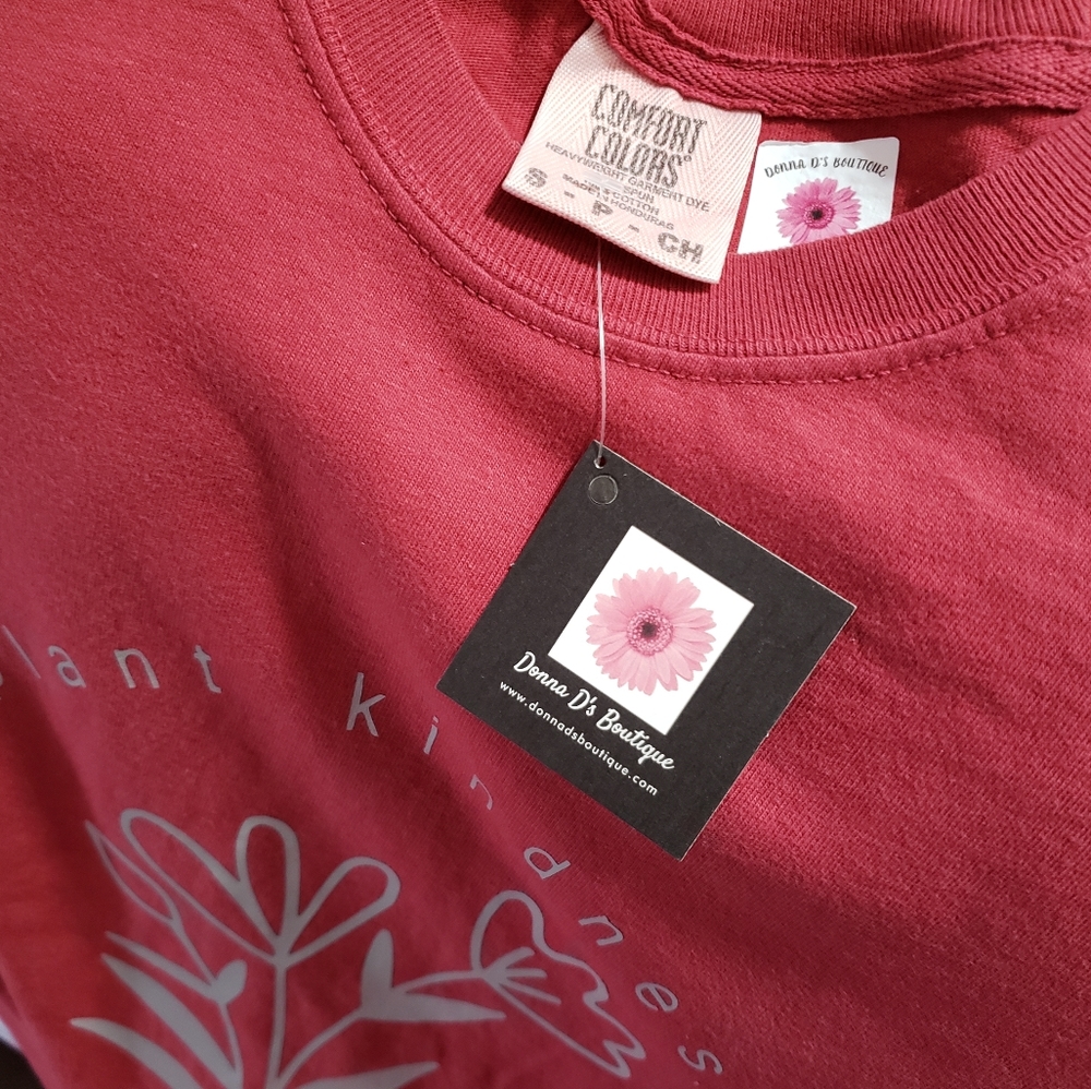 Donna D's Boutique Plant Kindness Grow Happiness Tshirt